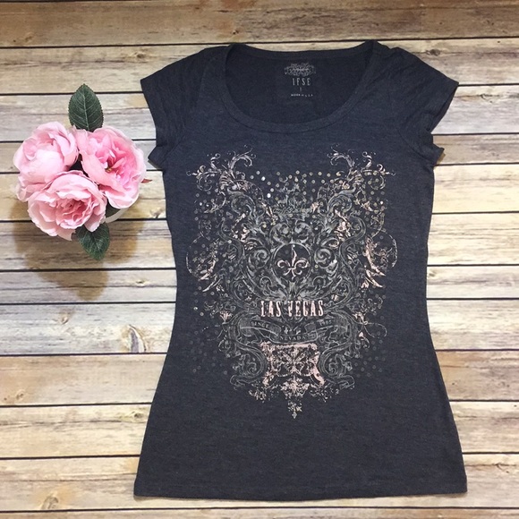 Tops - VGUC Las Vegas sparkly tee